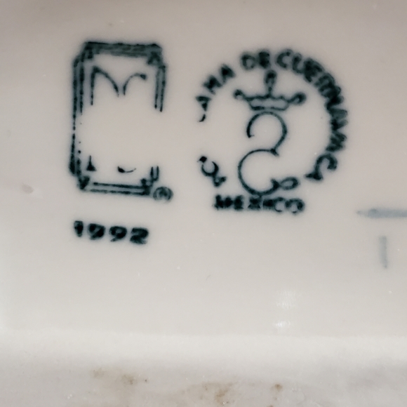 Vintage Clown Figurine Made In Mexico By Porcelana de Cuernavaca Glossy 8” H - Picture 7 of 8